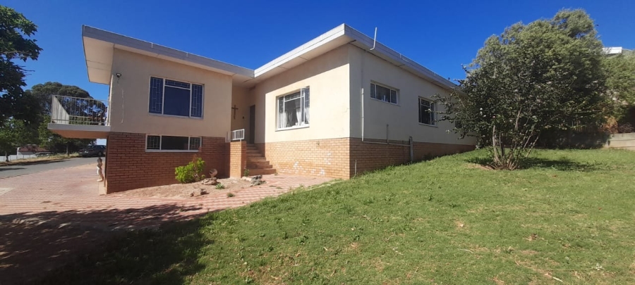 4 Bedroom Property for Sale in Moorreesburg Western Cape